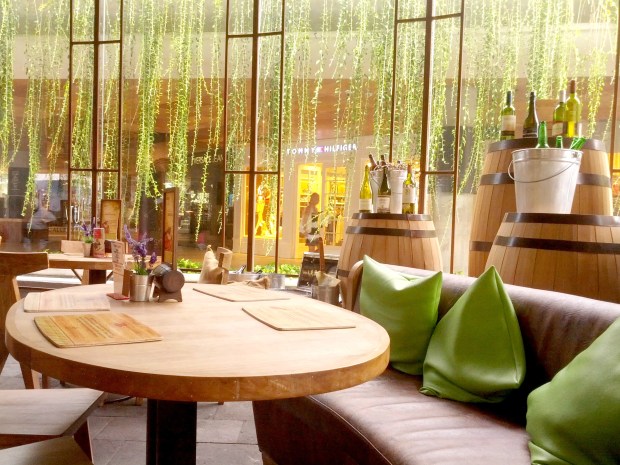 Nanny's Pavillon Kuta Bali