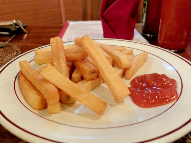 Pommes Frittes Arena Pub Bali