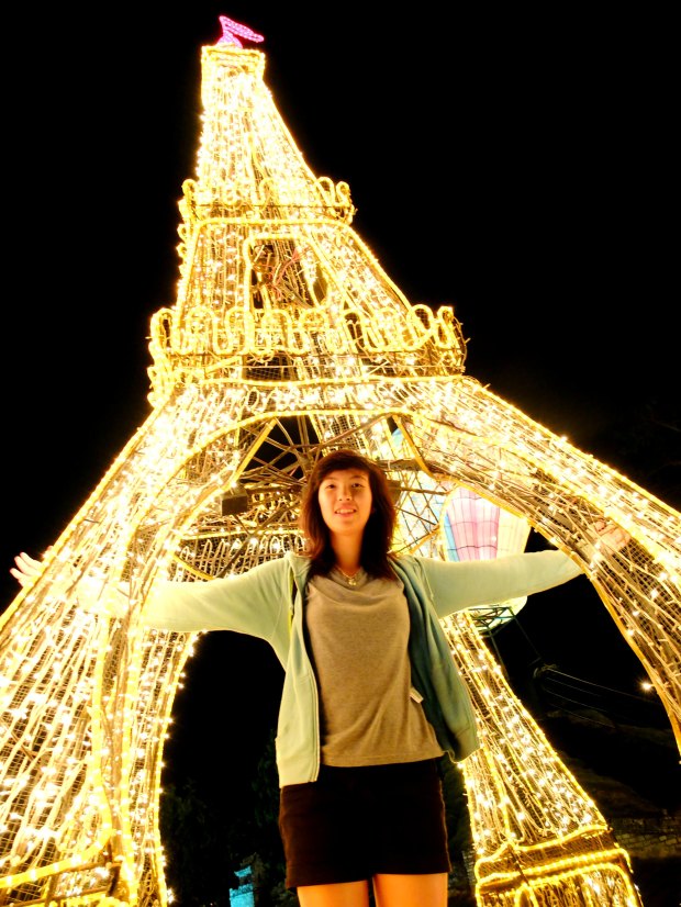 Eiffel Tower BNS