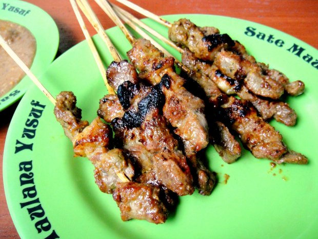 Sate Maulana Yusuf