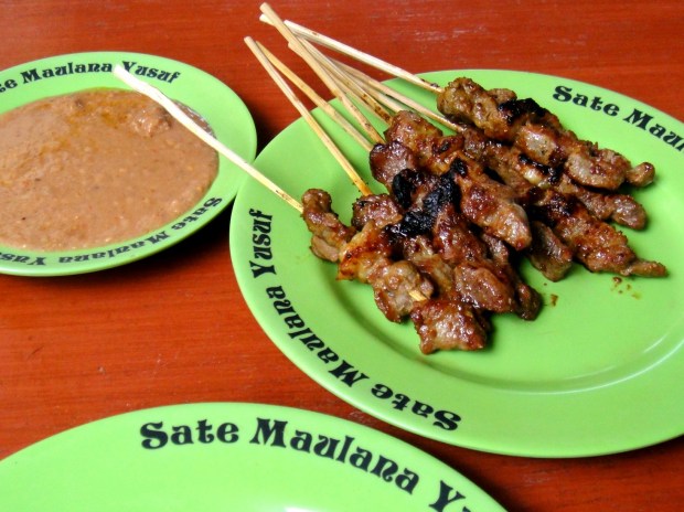 Sate Maulana Yusuf