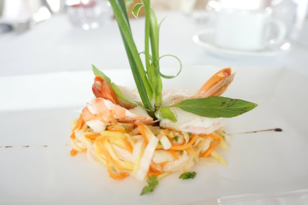 Lunch at Signature Cruise Halongbay