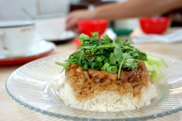 Nasi Tim Ayam Tak Kie
