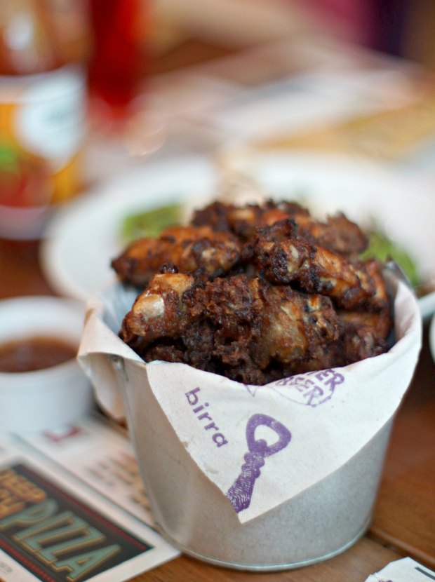 Chicken Wing Pizza e Birra