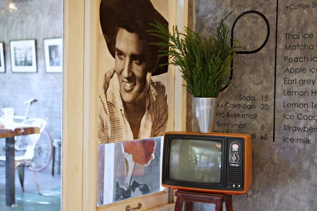 8 Days A Week, Chiang Mai