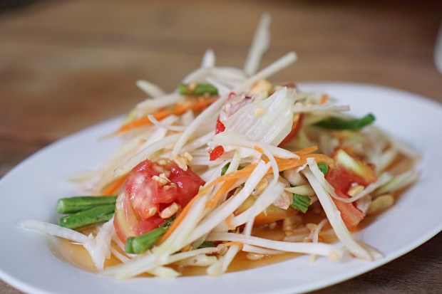 Som Tam at Cherng Doi
