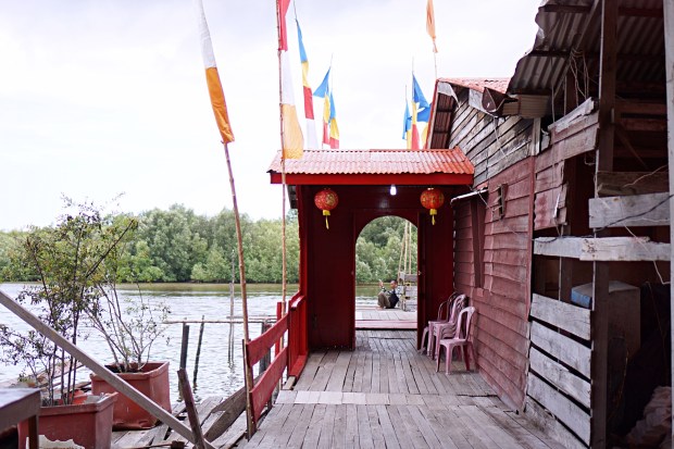 Cag Go Me di Sungai Buluh Indonesia